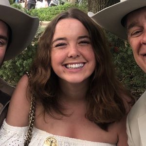 Meet your Posher, Maddie